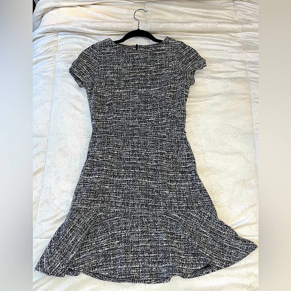 Aqua women’s small black and white (looks gray from a distance) fluted dress